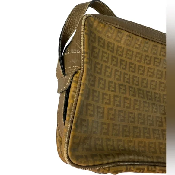 Fendi Vintage Zucchino FF Logo Crossbody - Picture 5 of 15